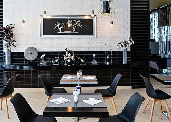 Отель Aqua Pedra Dos Bicos Design - Adults Friendly 4*