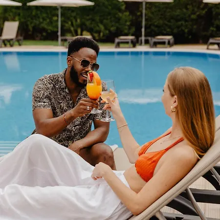 Aqua Pedra Dos Bicos Design - Adults Friendly Αλμπουφέιρα